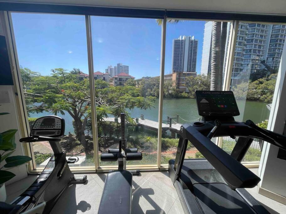 Apartment 3 Blocks To Surfers Paradise Gold Coast
